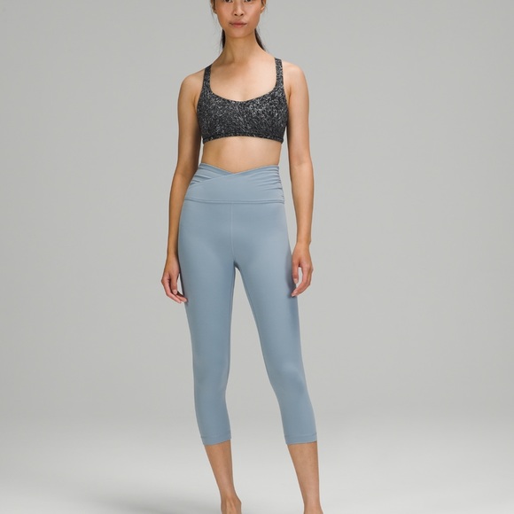 Lululemon Free to Be Sports Bra - Picture 3 of 7